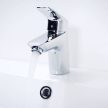 HANSGROHE LOGIS 70 EGYKAROS MOSDÓCSAPTELEP PUSH-OPEN LEFOLYÓVAL, KRÓM 71077000